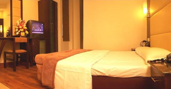 Fabhotel Ashu Palace Karol Bagh Delhi  Værelse billede