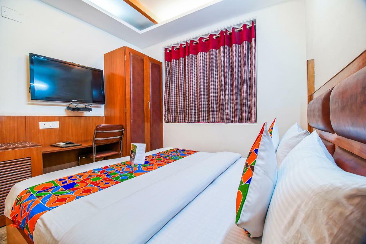 Fabhotel Ashu Palace Karol Bagh Delhi  Eksteriør billede
